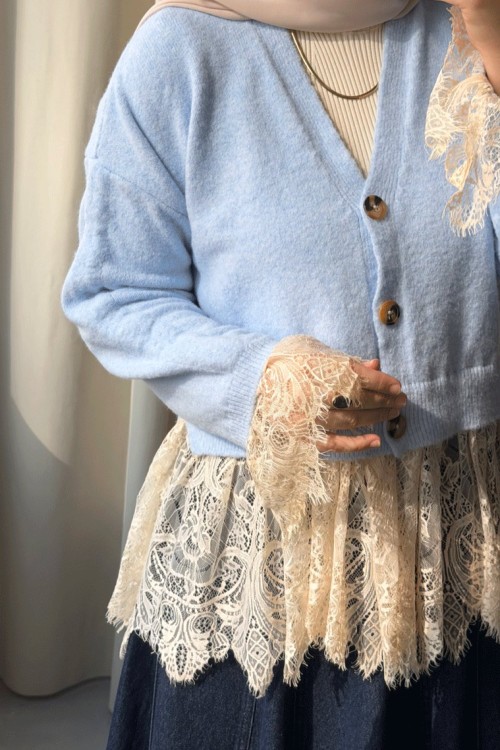 Dantel Detaylı Kolları Büzgülü Triko Hırka  Bebe Mavisi