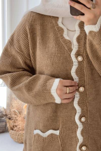 Beril Hırka-Sütlü Kahve