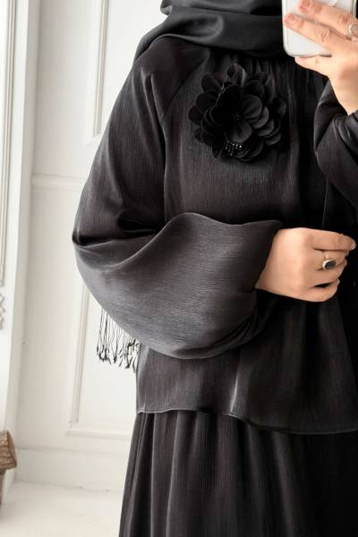 Broşlu Janjan Etekli Takım - Siyah