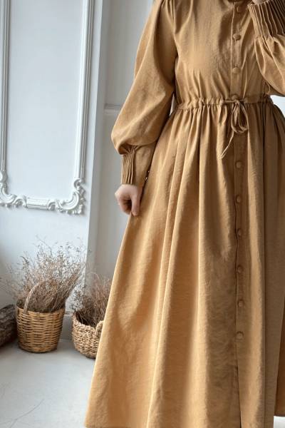 Kolu Gipeli Düğmeli Elbise - Camel