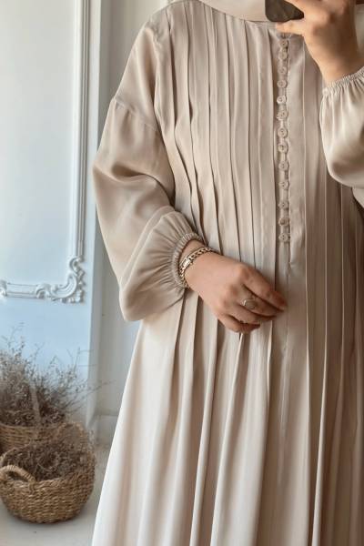 Önü Pile Detaylı Brit Düğmeli Elbise - Bej