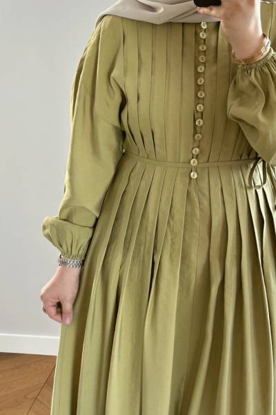 Önü Pile Detaylı Brit Düğmeli Elbise - Yağ Yeşili