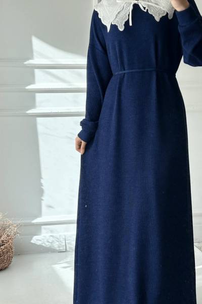 Yaka Detaylı Elbise - Lacivert