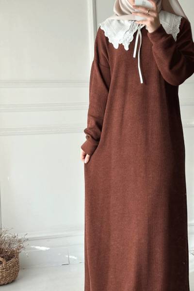Yaka Detaylı Elbise - Kızıl Kahve